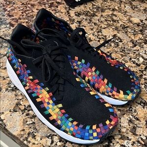 Nike Multicolor Woven Athletic Shoes